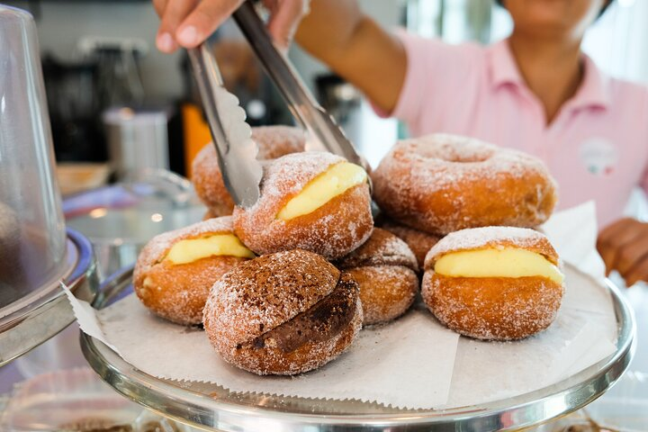 Donuts, Pastelitos & Patisseries: South Beach Sweets Walking Tour - Photo 1 of 15